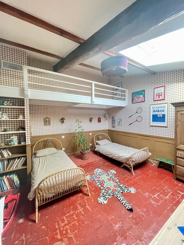 Chambre avec mezzanine et hamac