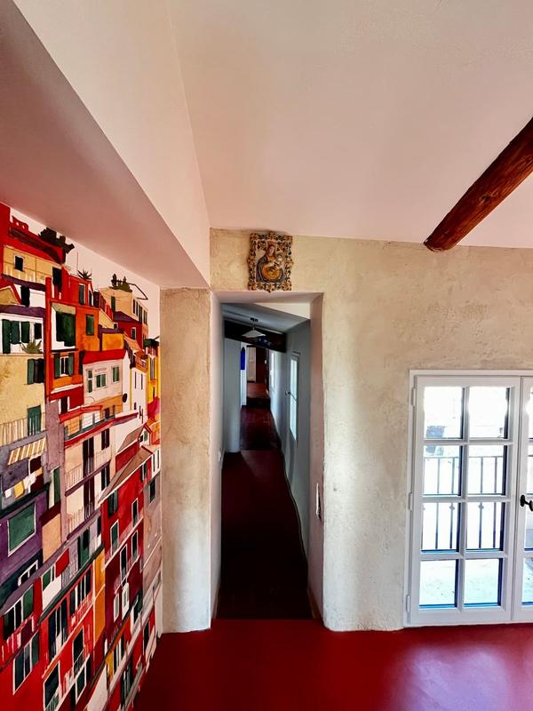 Le couloir de l'aile nord